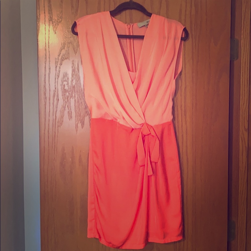 Sleeveless color block dress